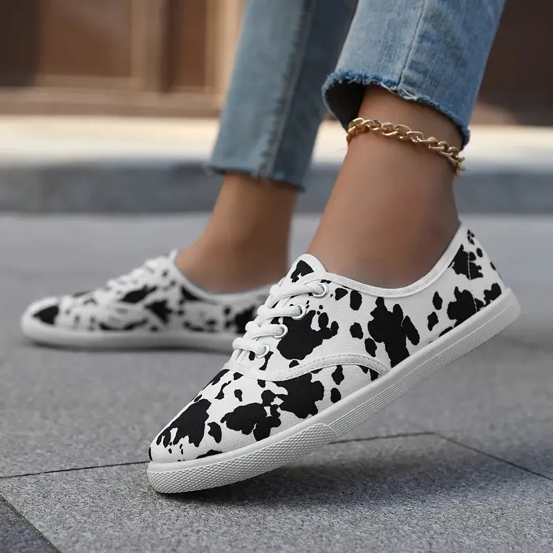 Dames slip-on loafers-licht canvas schoenen met koeienprint