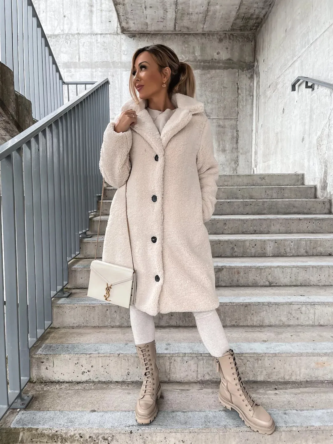Luana - Fluffy Teddy Jacket