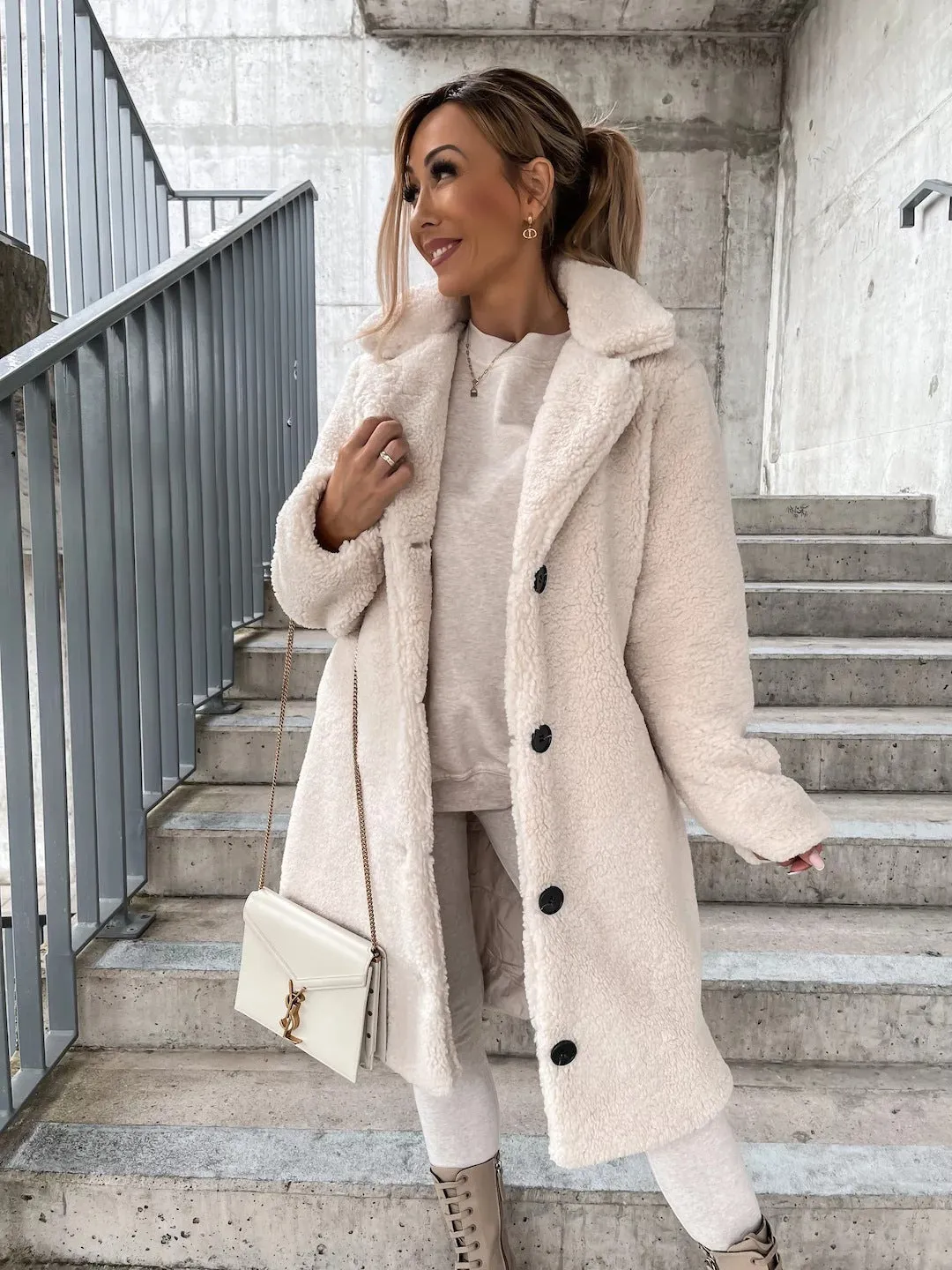 Luana - Fluffy Teddy Jacket