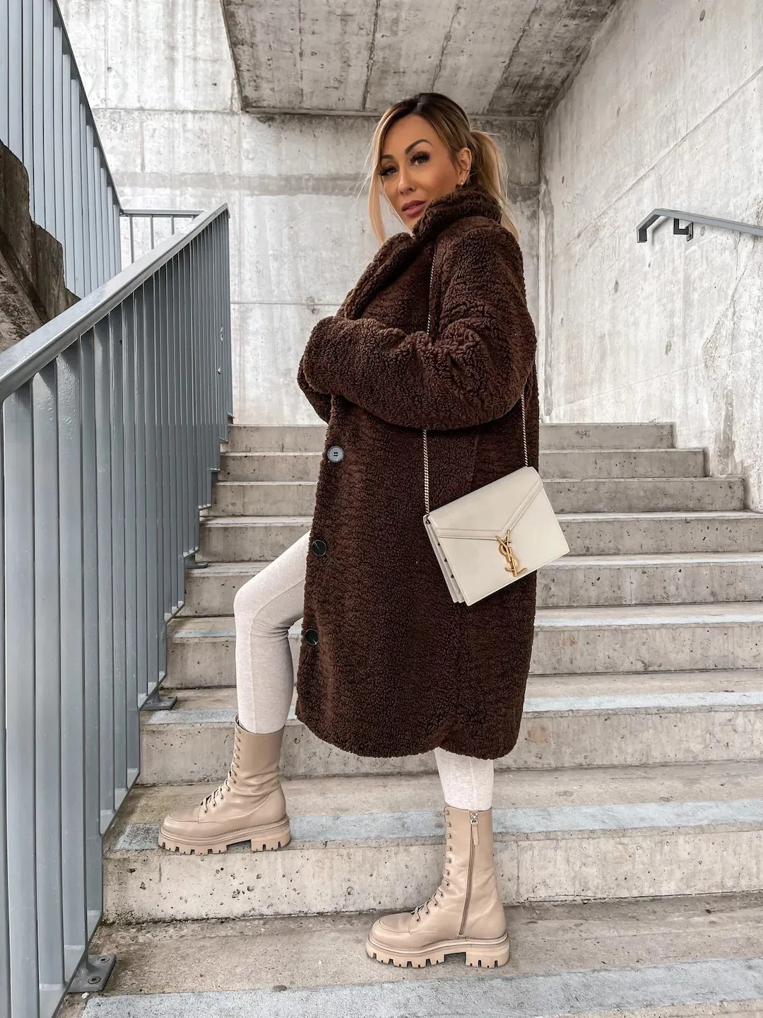 Luana - Fluffy Teddy Jacket