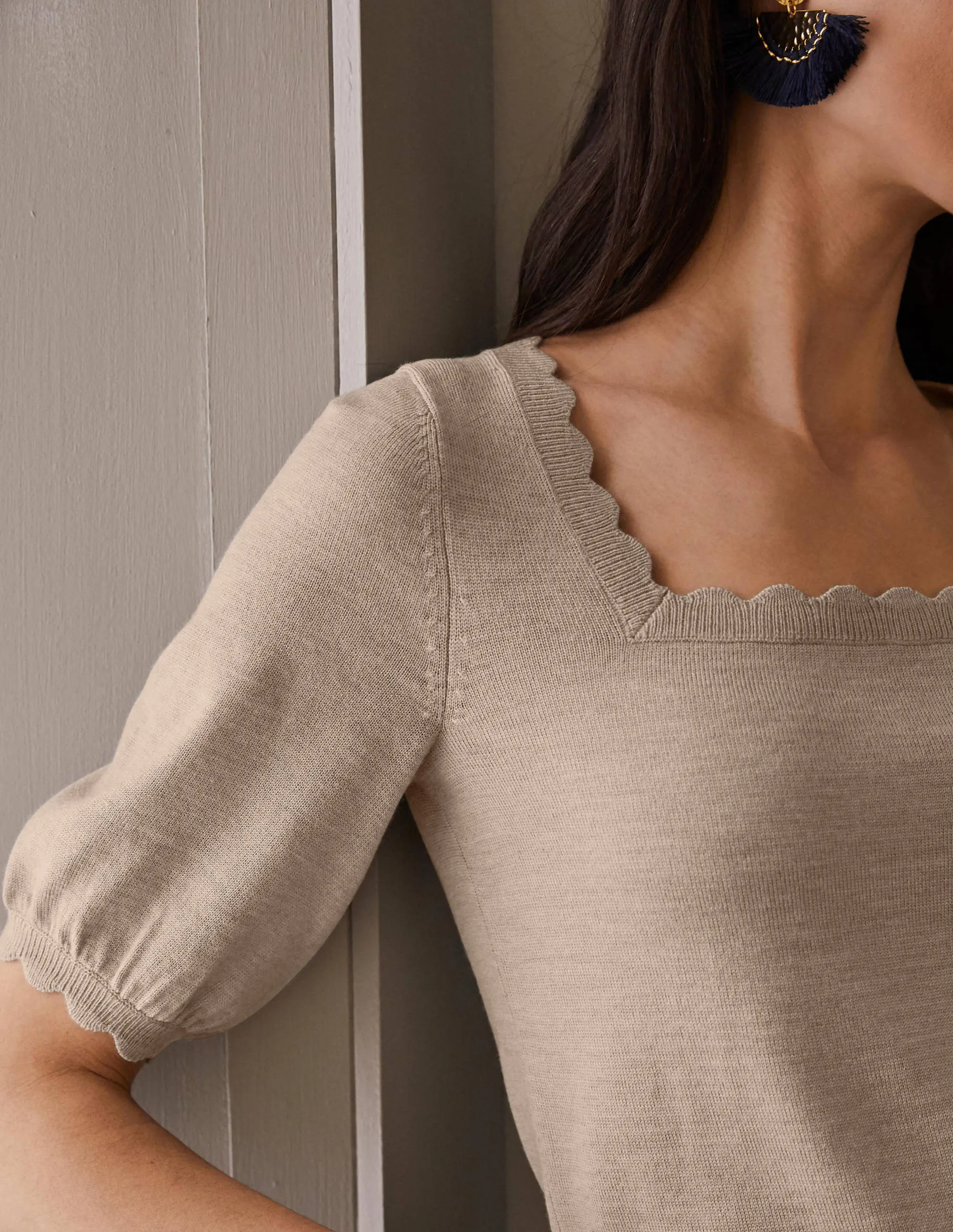 Merino Scallop Knitted Top-Mink Melange