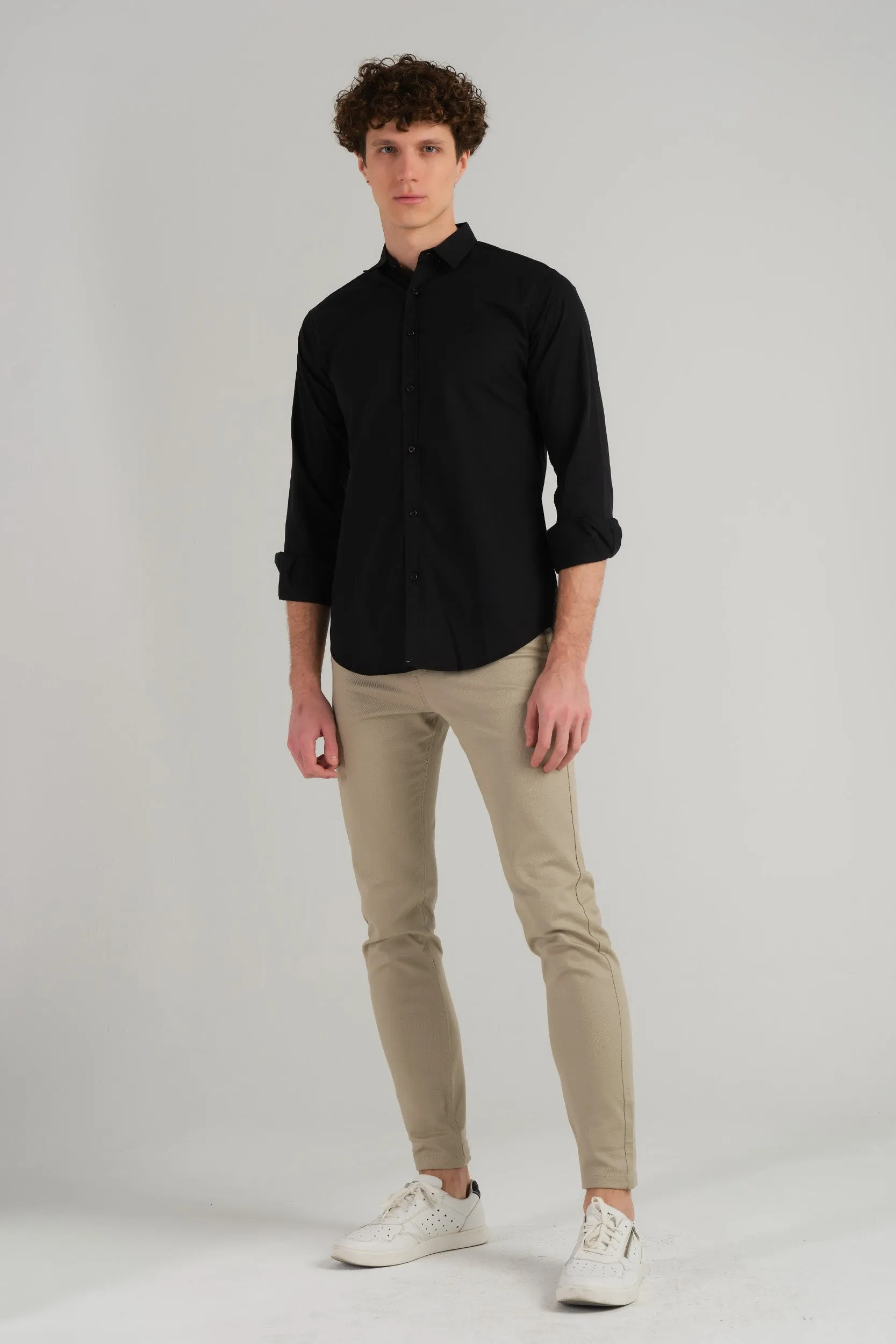 SOLID SLIM FIT SHIRT